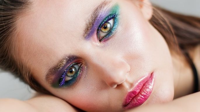 ¿Tienes acné? Estos son los ingredientes que no debe tener tu maquillaje