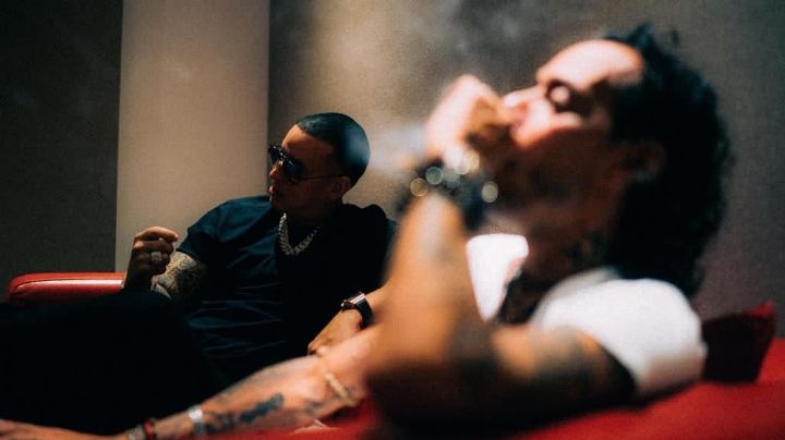 Toma tu escoba y ponte a bailar con la nueva colaboración de Daddy Yankee y Marc Anthony