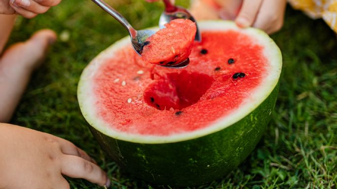 Una receta muy 'alocada': Prepara esta divertida y sabrosa receta de sandía con gomitas