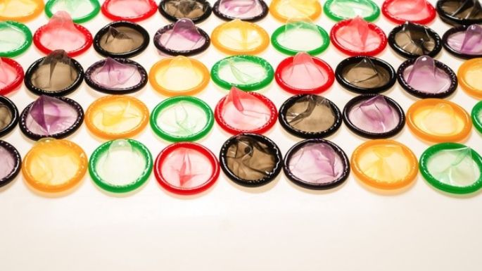 Condones texturizados: Descubre cuáles son sus funciones y las desventajas de usarlos