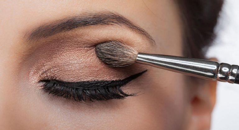 Cómo maquillar tus ojos a las 40