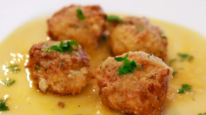 ¡Aprovecha la Cuaresma! Prepara albóndigas de bacalao a la vizcaína