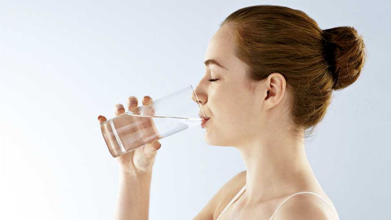 Tomar agua podrá ser lo que necesitas para evitar un gran número de ...