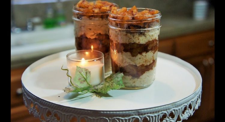 ¿En busca de un postre sencillo? Prueba este 'crumble' de manzana aromático en vaso