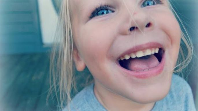 Conoce las razones por las cuales tus hijos no aguantan la risa cuando los regañas